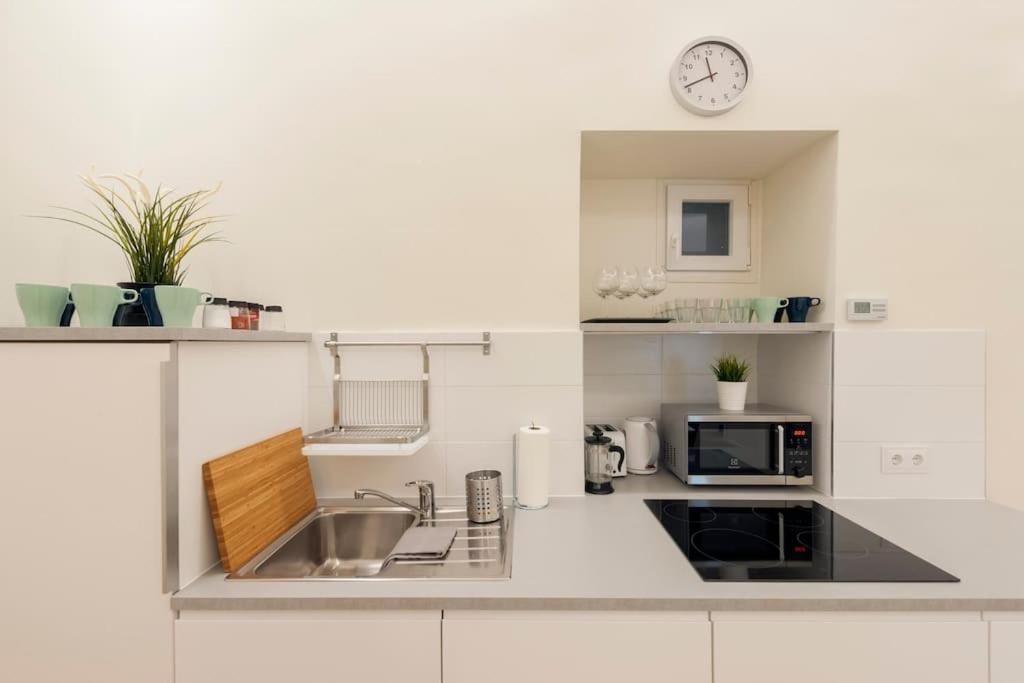 Luxury New-3bdr 3bth Sauna!city Center Apartman *