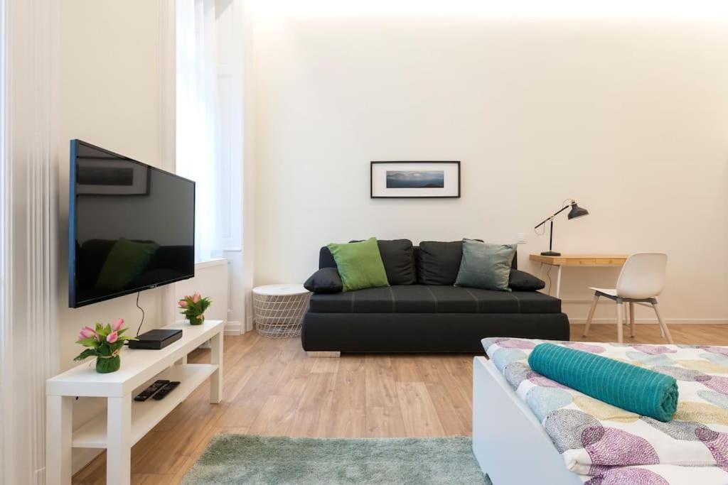 Apartament Luxury New-3bdr 3bth Sauna!city Center *