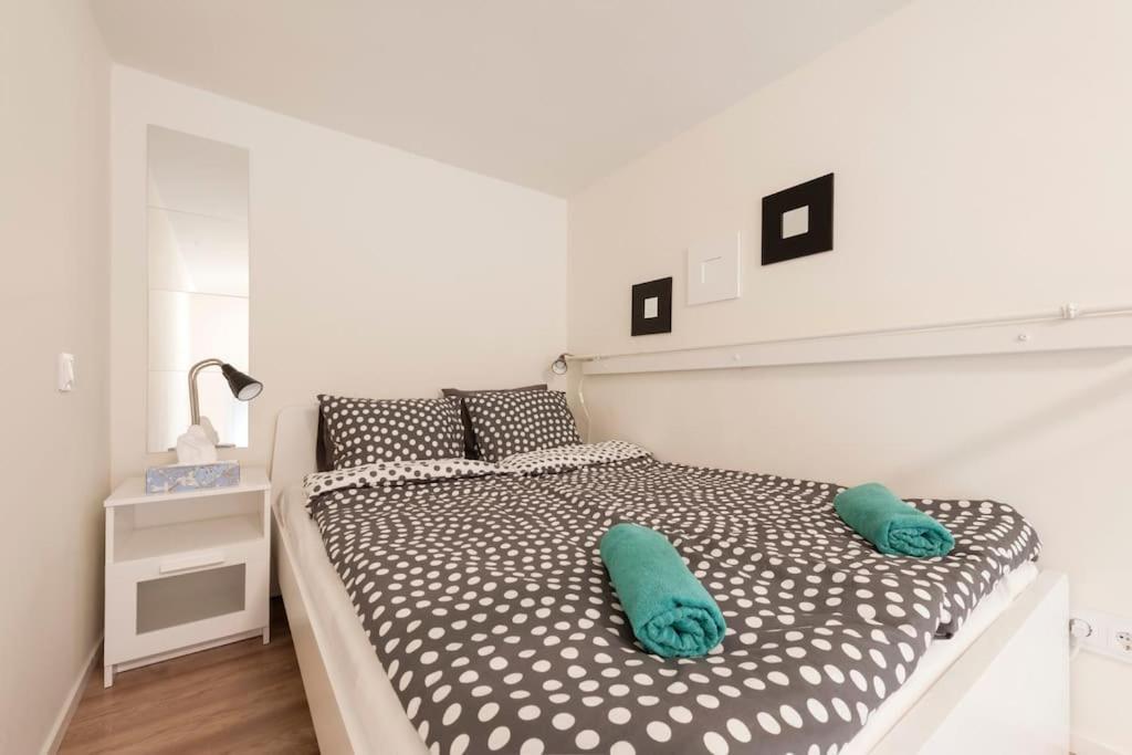Apartament Luxury New-3bdr 3bth Sauna!city Center *